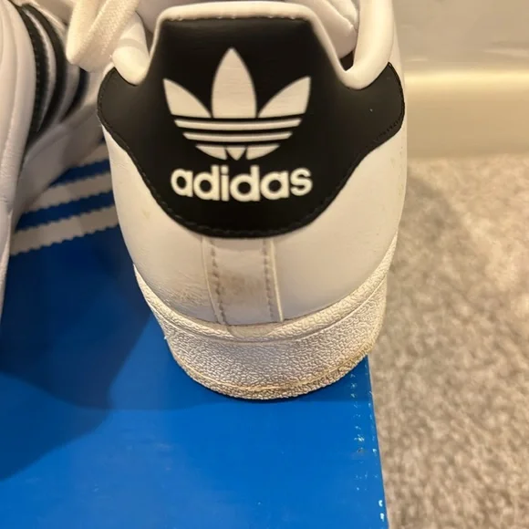 Adidas Superstar silver metal cap toe sneakers - Picture 5 of 8